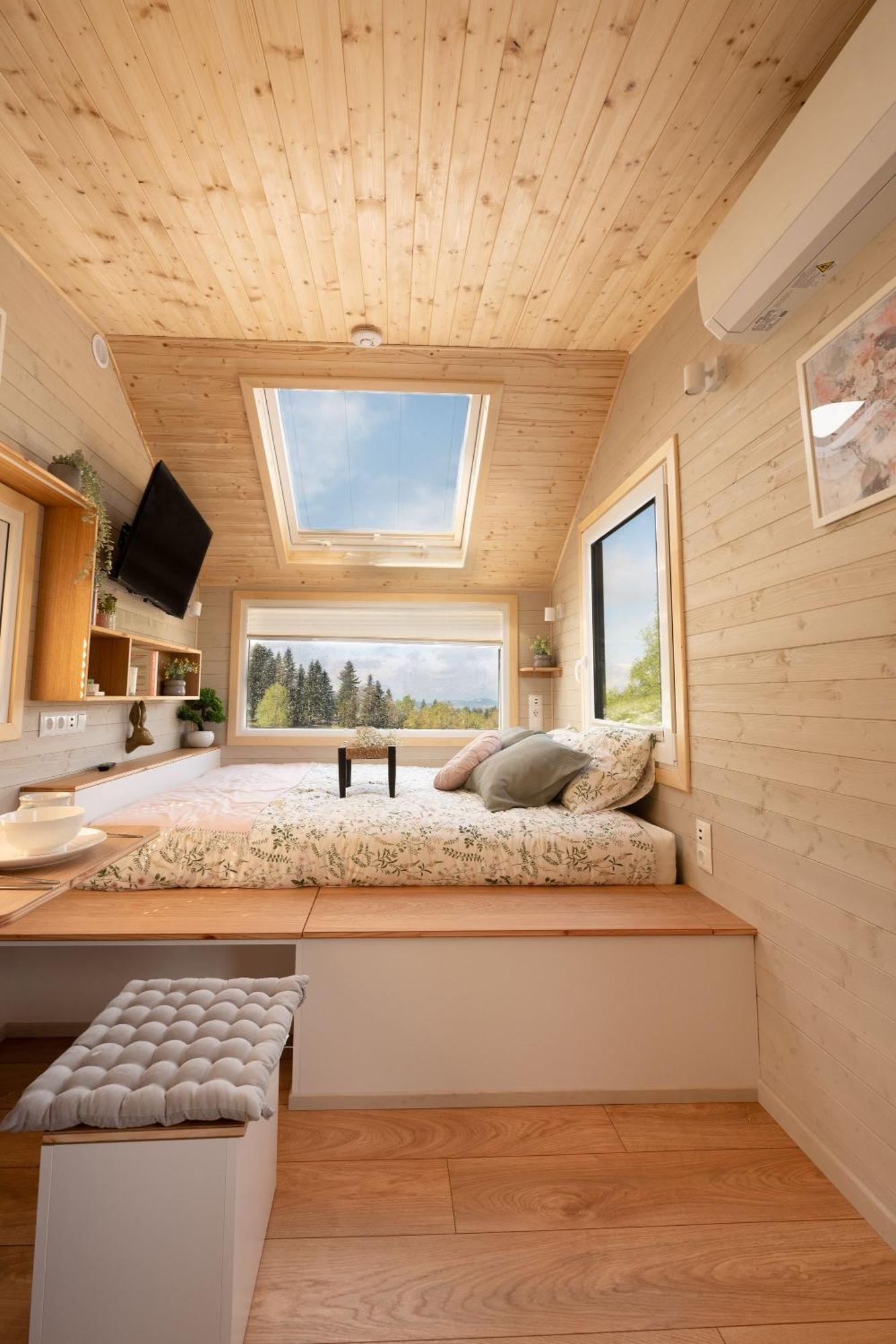 Aurora Green Hill Podobin ภายนอก รูปภาพ